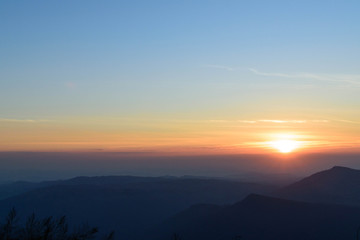 Sunrise at Phu Ruea National Park