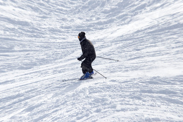 Fototapeta na wymiar people skiing in the snow