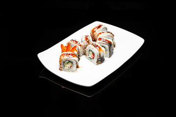 sushi roll gold dragon