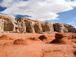 Paria rimrocks sandstone landscape with Toadstool Hoodoos, Utah, United States