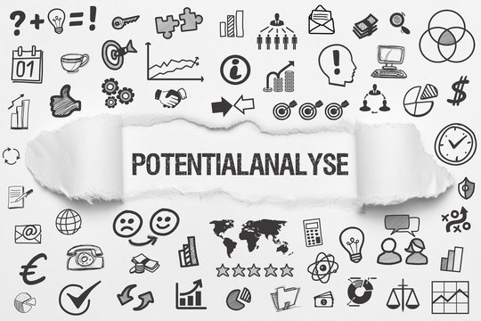 Potentialanalyse / wei&szlig;es Papier mit Symbole