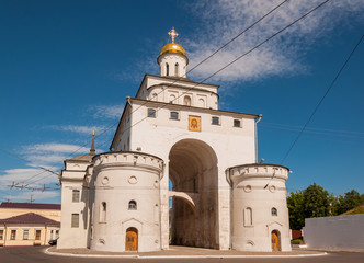 Fototapeta na wymiar The Golden Gate of Vladimir constructed between 1158 and 1164, Russia. Golden Ring of Russia