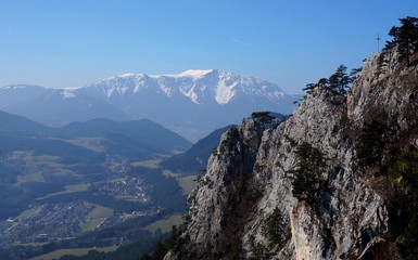 Fototapeta na wymiar Aussicht auf den Schneeberg von der Hohen Wand