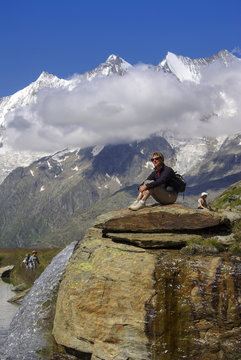 SAAS-FEE - KREUZBODENSEE - Wandern unter Viertausendern - Dom 4545m
