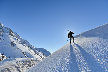 zirvedeki kayak&ccedil;ı & kayak sporcusu