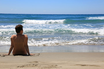 mujer nudista en la playa almería mediterráneo 84A1570-f17