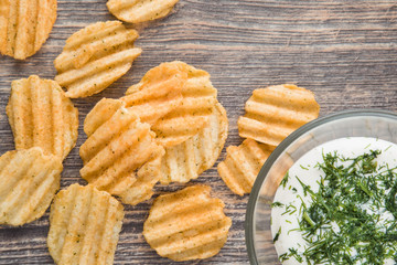 Crisps with tomato flavor.