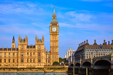 Naklejka na ściany i meble Big Ben Clock Tower in London England