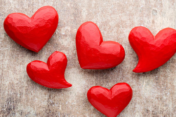 Obraz premium Red heart on the wooden background.
