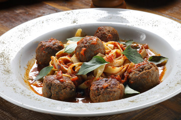 Spaghetti bolognese with meatballs