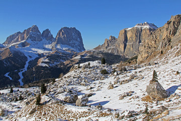 Sassolungo e Piz Ciavaces (gruppo del Sella); Dolomiti di Fassa