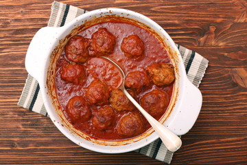 Meatballs with tomato sauce