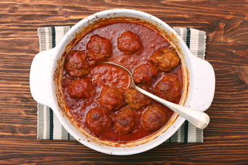 Meatballs with tomato sauce
