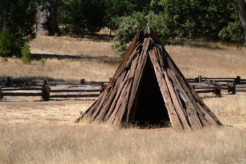 Cedar Bark Teepee, Indian Grinding Rock State Park © Betty Sederquist
