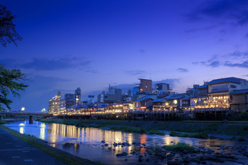 Fototapeta premium Łóżko chłodzące Kamogawa