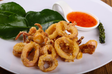 Fried squid rings