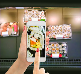 buying sushi with the smartphone