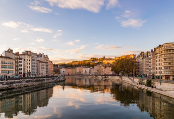 Fototapeta na wymiar River running through a city in France