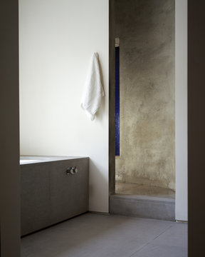 Modern Bathroom