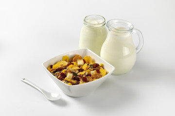 breakfast cereals, milk and white yogurt