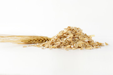 pile of oat flakes