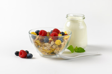 breakfast cereals with berry fruit and white yogurt