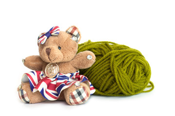 Bear and yarn