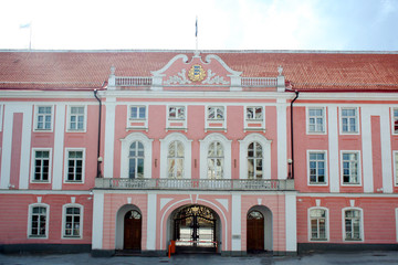 Obraz premium Estonian Parliament Building in the old town of Tallin