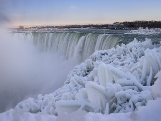 Niagara Falls in Winter Frost - 135733012