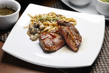 roast beef with pasta