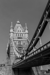 Fototapeta na wymiar London Bridge black and white