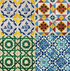 Papier peint Tuiles marocaines Carreaux de quatre couleurs