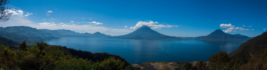 Panorámica de Lago de Atitlán