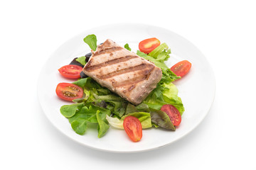 tuna steak with salad