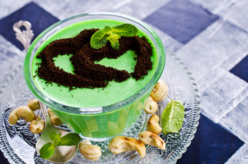 Green panna cotta