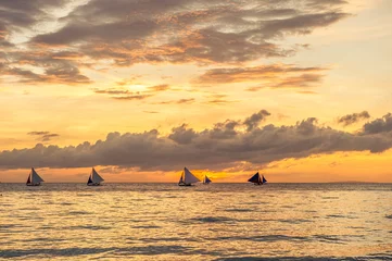 Crédence de cuisine en verre imprimé Mer / coucher de soleil Beautiful sunset at Boracay beach, Philippines