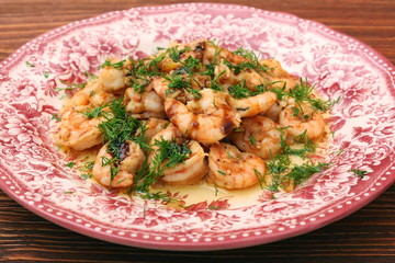 Tasty grilled shelled pink shrimps