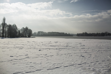 See zugefroren