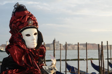 Fototapeta na wymiar Carnival mask in Venice