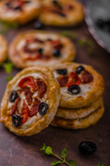 Mini quiche with sausage
