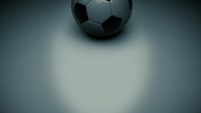Fussball rollt ins Licht