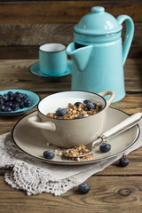 Healthy breakfast with yogur and granola