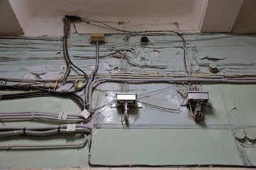 Sloppy old wiring
