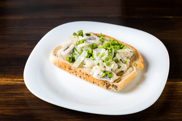 sandwich with herring