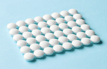 white medicine pills