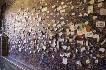 Verona muro innamorati