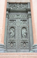 Door of Saint Isaac Cathedral.