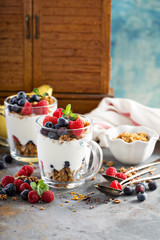 Yogurt parfait with granola and berries