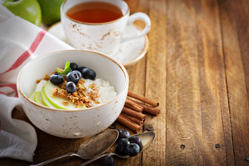 Cottage cheese for breakfast with granola