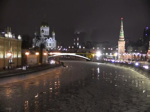 Ночной Кремль и набережная